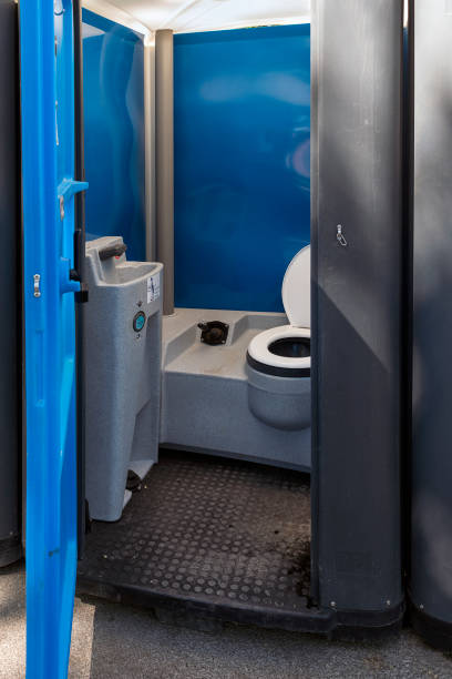 Best Construction site porta potty rental  in Turpin Hills, OH