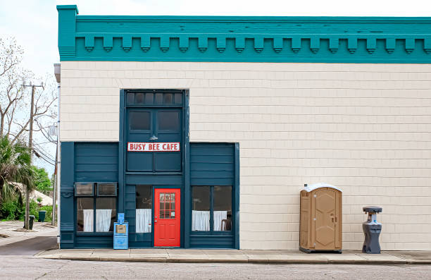 Best Luxury portable toilet rental  in Turpin Hills, OH