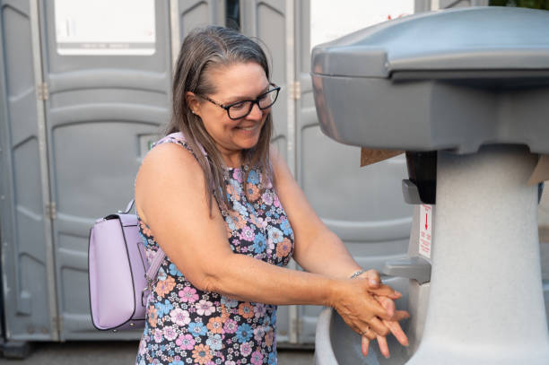 Best Best portable toilet rental  in Turpin Hills, OH